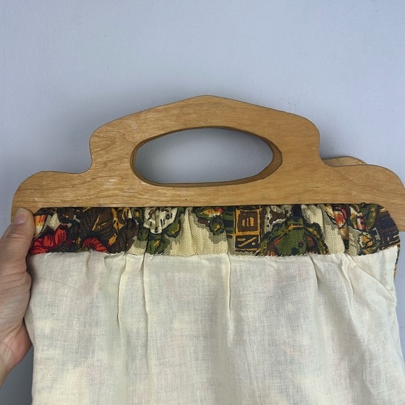 Vintage Sewing Knitting Crafting Bag Wooden Handle Novelty Fabric Old Fashion - Picture 13 of 16